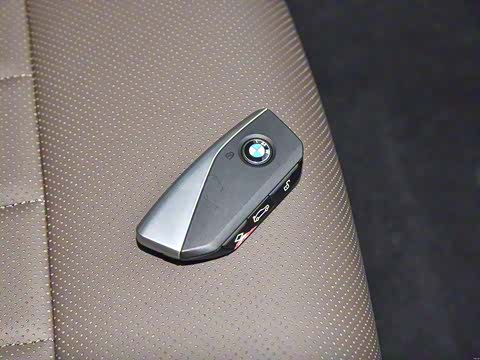 2024款 530Li 领先型 M运动套装 2024款 530Li 领先型 M运动套装