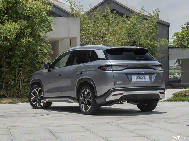 比亚迪 宋L 2024款 DM-i 160km 卓越型 比亚迪 宋L 2024款 DM-i 160km 卓越型
