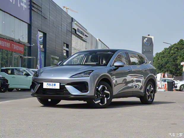 上汽通用五菱 寶駿云海 2024款 140km 插混版