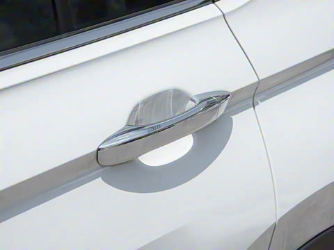 2024款 出众款 330TSI 自动两驱R-Line龙耀版 2024款 出众款 330TSI 自动两驱R-Line龙耀版