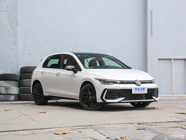 一汽-大众 高尔夫 2025款 300TSI R-Line 基本型