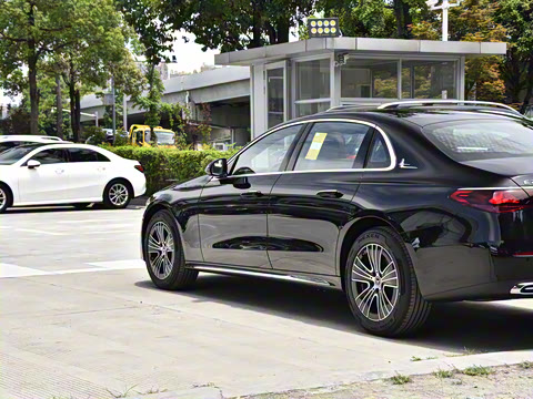 2024款 改款 E 260 L 2024款 改款 E 260 L