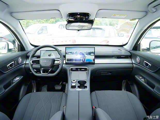 奇瑞汽车 瑞虎8 PLUS 2025款 290TGDI DCT豪华型