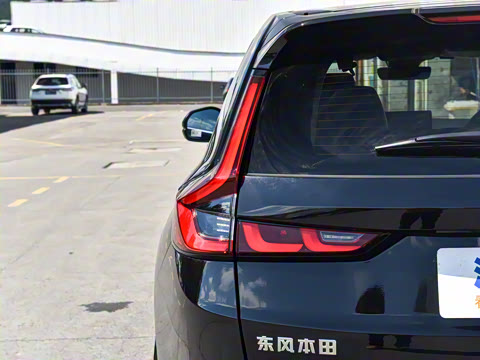 2024款 2.0L e:HEV 两驱智睿版 2024款 2.0L e:HEV 两驱智睿版