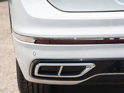 2024款 出众款 330TSI 自动两驱R-Line龙耀版 2024款 出众款 330TSI 自动两驱R-Line龙耀版