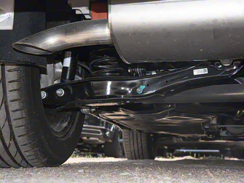 2024款 出众款 330TSI 自动两驱R-Line龙耀版 2024款 出众款 330TSI 自动两驱R-Line龙耀版