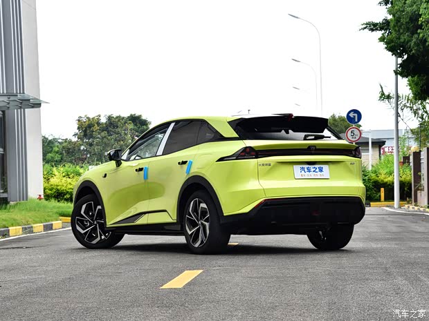 深藍(lán)汽車 深藍(lán)S07 2024款 215Max 增程版