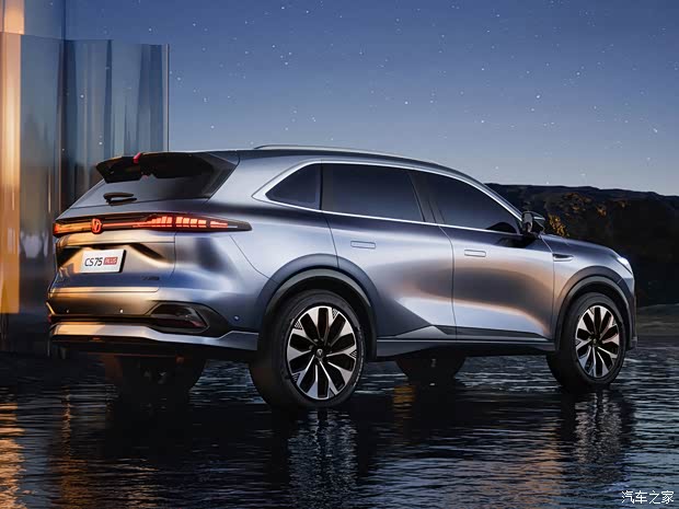 长安汽车 长安CS75 PLUS 2025款 1.5T 高配版