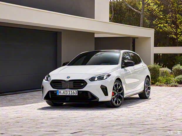 寶馬(進(jìn)口) 寶馬1系(進(jìn)口) 2024款 M135 xDrive