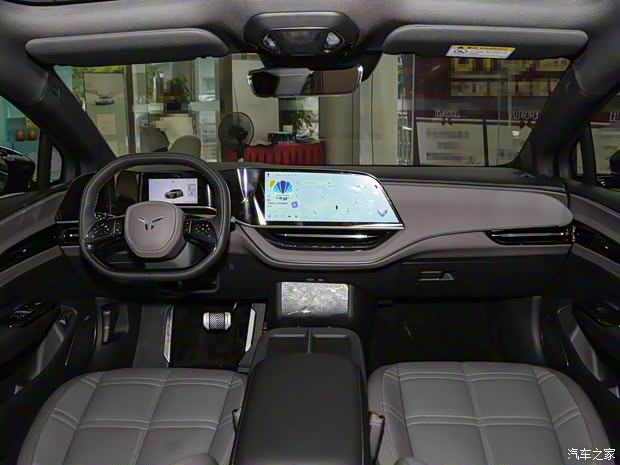 一汽红旗 红旗EH7 2024款 600 Pro 一汽红旗 红旗EH7 2024款 600 Pro