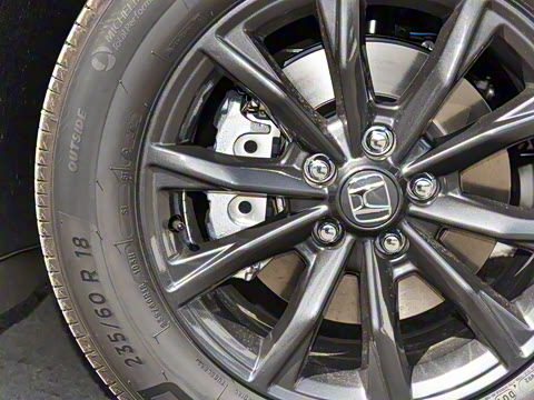 2024款 2.0L e:HEV 两驱智睿版 2024款 2.0L e:HEV 两驱智睿版