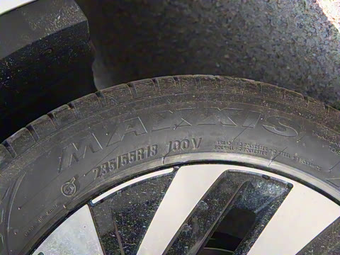 2024款 出众款 330TSI 自动两驱R-Line龙耀版 2024款 出众款 330TSI 自动两驱R-Line龙耀版