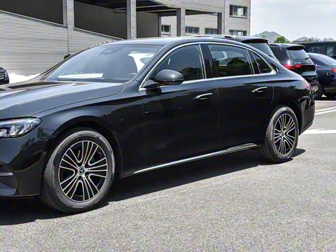 2024款 改款 E 260 L 4MATIC 2024款 改款 E 260 L 4MATIC