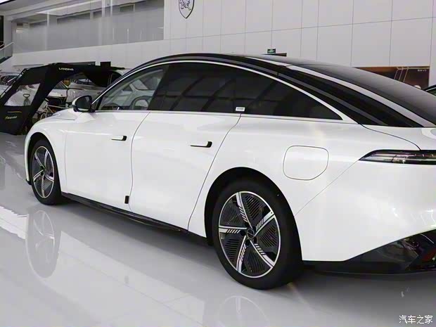 東風(fēng)風(fēng)行 星海S7 2024款 555km 悅享版