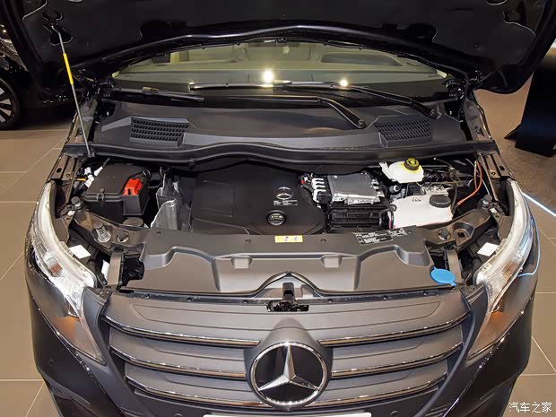 福建奔馳 威霆 2024款 2.0T 商務版 7座