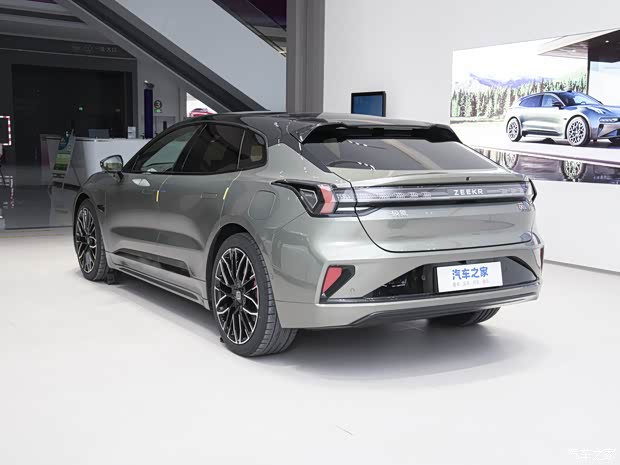 极氪 极氪001 2025款 YOU版 100kWh 四驱