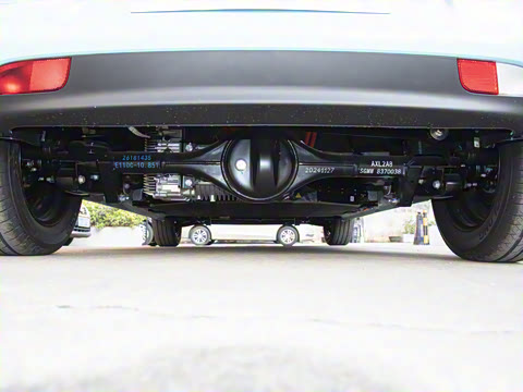 2025款 四门版 臻享款 2025款 四门版 臻享款