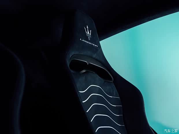 玛莎拉蒂 玛莎拉蒂MC20 2024款 3.0T Leggenda 玛莎拉蒂 玛莎拉蒂MC20 2024款 3.0T Leggenda