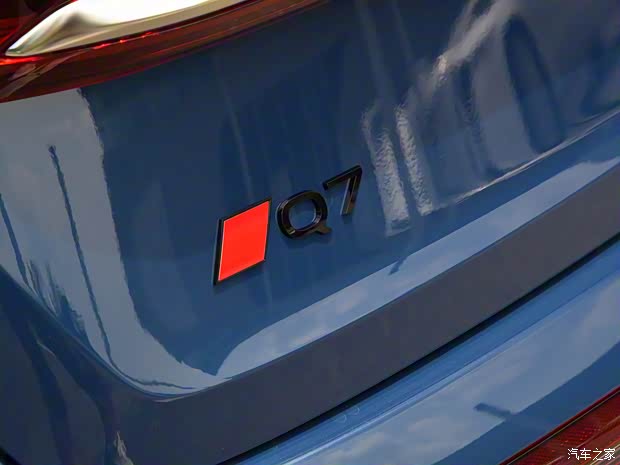 奧迪(進(jìn)口) 奧迪Q7 2024款 45 TFSI quattro S line運動型