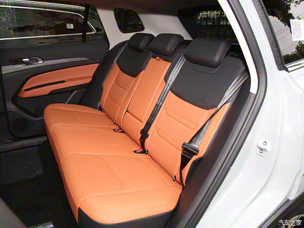 江鈴福特 領(lǐng)睿 2025款 EcoBoost 170 尊領(lǐng)型