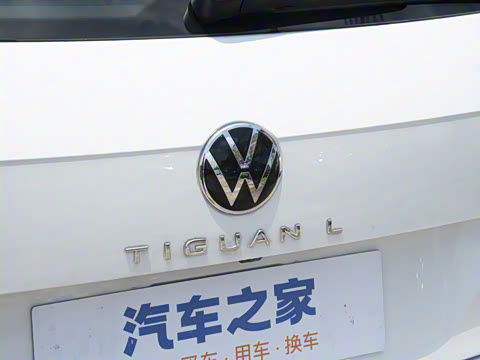 2024款 出众款 330TSI 自动两驱R-Line龙耀版 2024款 出众款 330TSI 自动两驱R-Line龙耀版