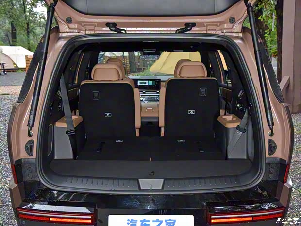 北京现代 胜达 2024款 2.0T 鉴赏家Ultra 北京现代 胜达 2024款 2.0T 鉴赏家Ultra