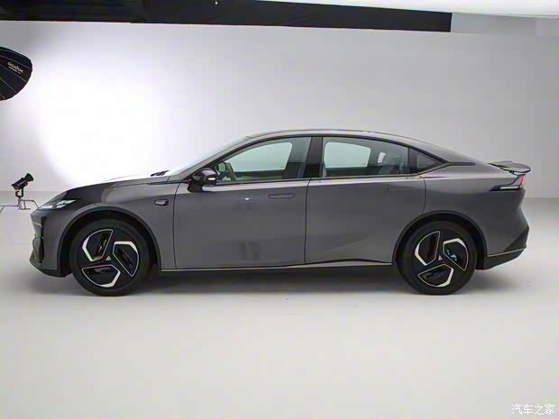 深藍汽車 深藍L07 2024款 530Max乾崑智駕ADS SE純電版