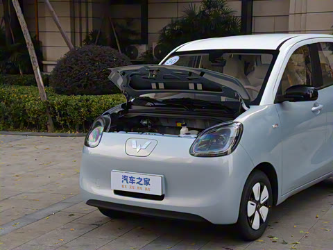 2025款 四门版 臻享+款 2025款 四门版 臻享+款