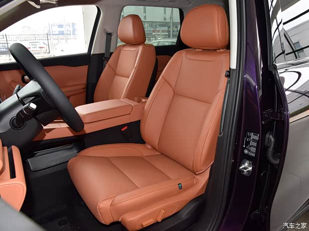 零跑汽车 零跑C16 2024款 增程 200智驾版 零跑汽车 零跑C16 2024款 增程 200智驾版