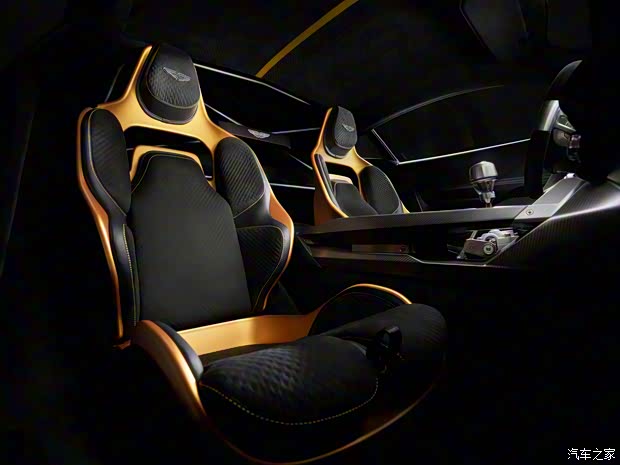 阿斯頓·馬丁 Valiant 2024款 基本型