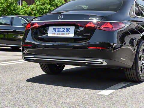 2024款 改款 E 260 L 4MATIC 2024款 改款 E 260 L 4MATIC