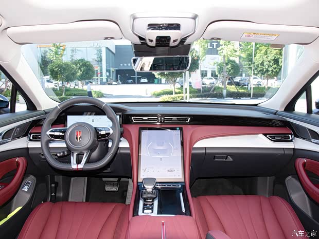 一汽红旗 红旗H5 2025款 2.0T 自动玄影版 一汽红旗 红旗H5 2025款 2.0T 自动玄影版