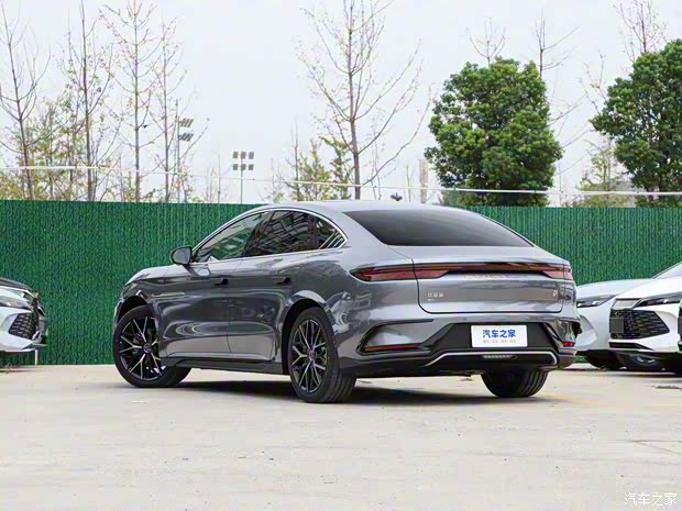 比亚迪 汉 2025款 EV 506KM 比亚迪 汉 2025款 EV 506KM