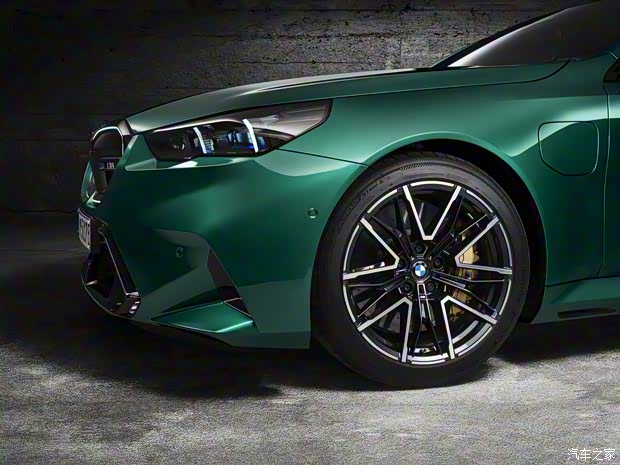 宝马M 宝马M5新能源 2024款 M5  宝马M 宝马M5新能源 2024款 M5