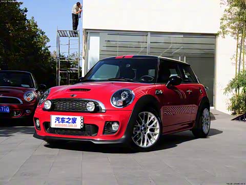 2012款 1.6T COOPER S 中国任务版 2012款 1.6T COOPER S 中国任务版