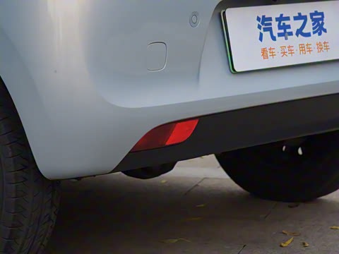 2025款 四门版 臻享+款 2025款 四门版 臻享+款