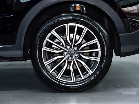 2026款 冠军版 1.5T DCT豪华+ 7座 2026款 冠军版 1.5T DCT豪华+ 7座