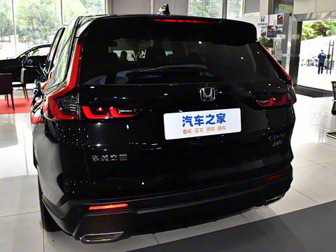 2026款 全球30年荣耀款 240TURBO 两驱锋尚7座版 2026款 全球30年荣耀款 240TURBO 两驱锋尚7座版