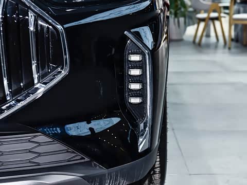 2026款 冠军版 1.5T DCT豪华+ 7座 2026款 冠军版 1.5T DCT豪华+ 7座