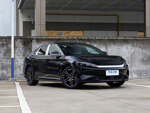 2025款 EV 智驾版 635KM旗舰版 2025款 EV 智驾版 635KM旗舰版