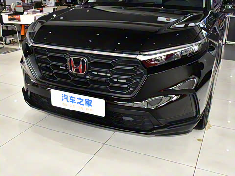 2026款 全球30年荣耀款 240TURBO 两驱锋尚7座版 2026款 全球30年荣耀款 240TURBO 两驱锋尚7座版