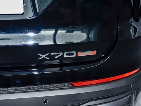 2026款 冠军版 1.5T DCT豪华+ 7座 2026款 冠军版 1.5T DCT豪华+ 7座