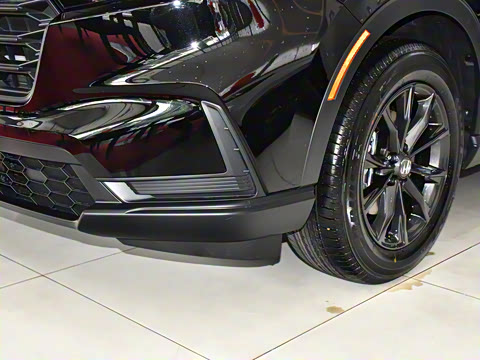 2026款 全球30年荣耀款 240TURBO 两驱锋尚7座版 2026款 全球30年荣耀款 240TURBO 两驱锋尚7座版