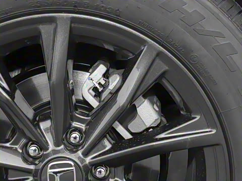 2026款 全球30年荣耀款 240TURBO 两驱锋尚5座版 2026款 全球30年荣耀款 240TURBO 两驱锋尚5座版