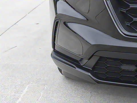 2026款 全球30年荣耀款 240TURBO 两驱锋尚5座版 2026款 全球30年荣耀款 240TURBO 两驱锋尚5座版