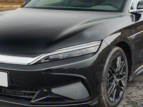 2025款 DM-i 智驾版 245KM尊荣型 2025款 DM-i 智驾版 245KM尊荣型