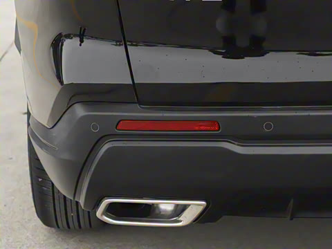 2026款 全球30年荣耀款 240TURBO 两驱锋尚5座版 2026款 全球30年荣耀款 240TURBO 两驱锋尚5座版