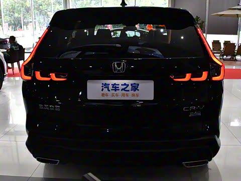 2026款 全球30年荣耀款 240TURBO 两驱锋尚7座版 2026款 全球30年荣耀款 240TURBO 两驱锋尚7座版