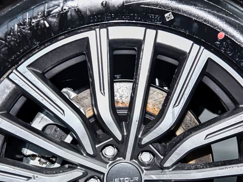 2026款 冠军版 1.5T DCT豪华+ 7座 2026款 冠军版 1.5T DCT豪华+ 7座