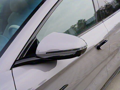 2025款 DM-i 智驾版 245KM激光雷达旗舰型 2025款 DM-i 智驾版 245KM激光雷达旗舰型